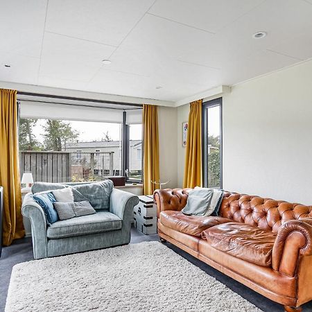 Huskes Hus En Hiem - Rent As One - Chalets 65 & 66 Villa Grou Bagian luar foto